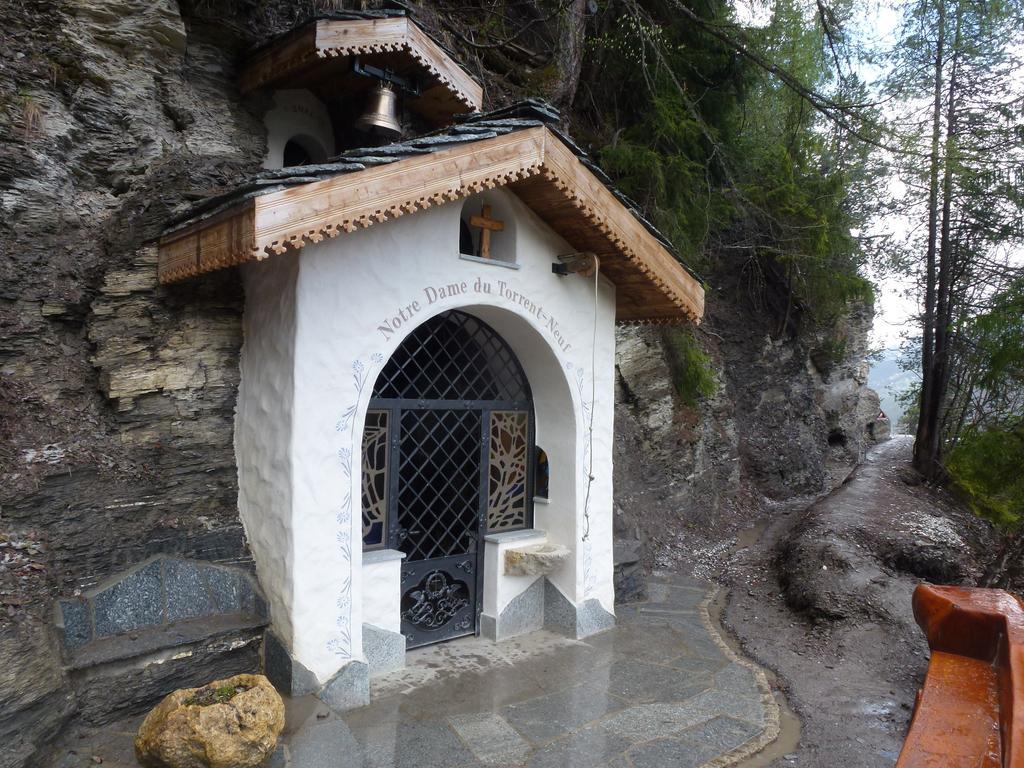 Bnb Valais - By La Sittelle Grimisuat Buitenkant foto